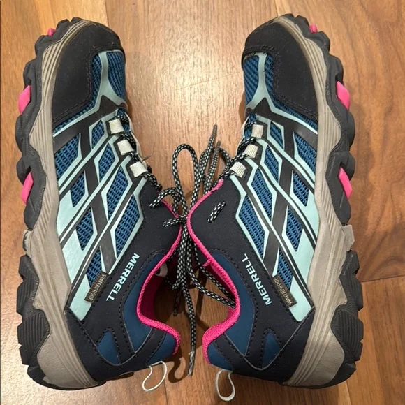 Merrill Blue and Pink Hiking Shoes, size 3. Like new! - Picture 5 of 5